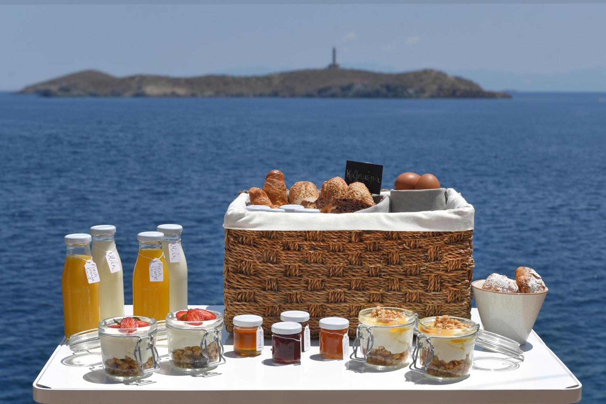 Anaya Suites Ermupoli Exteriér fotografie