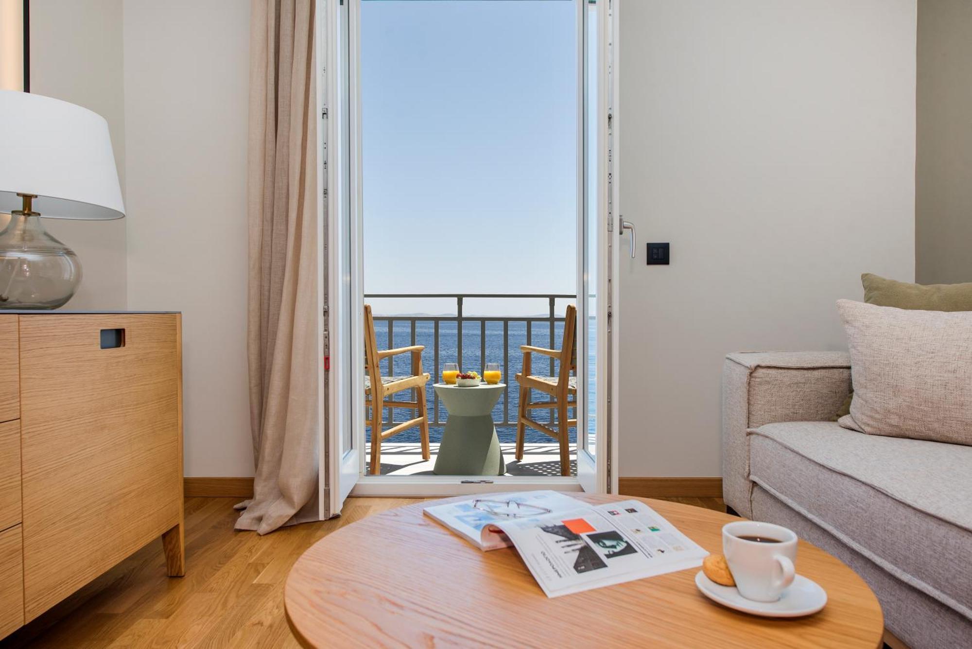 Anaya Suites Ermupoli Exteriér fotografie
