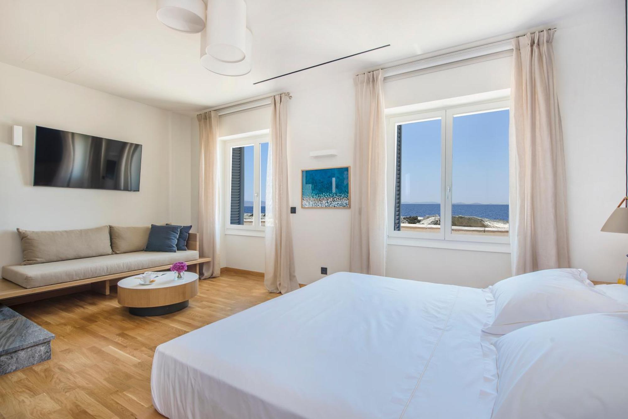 Anaya Suites Ermupoli Exteriér fotografie