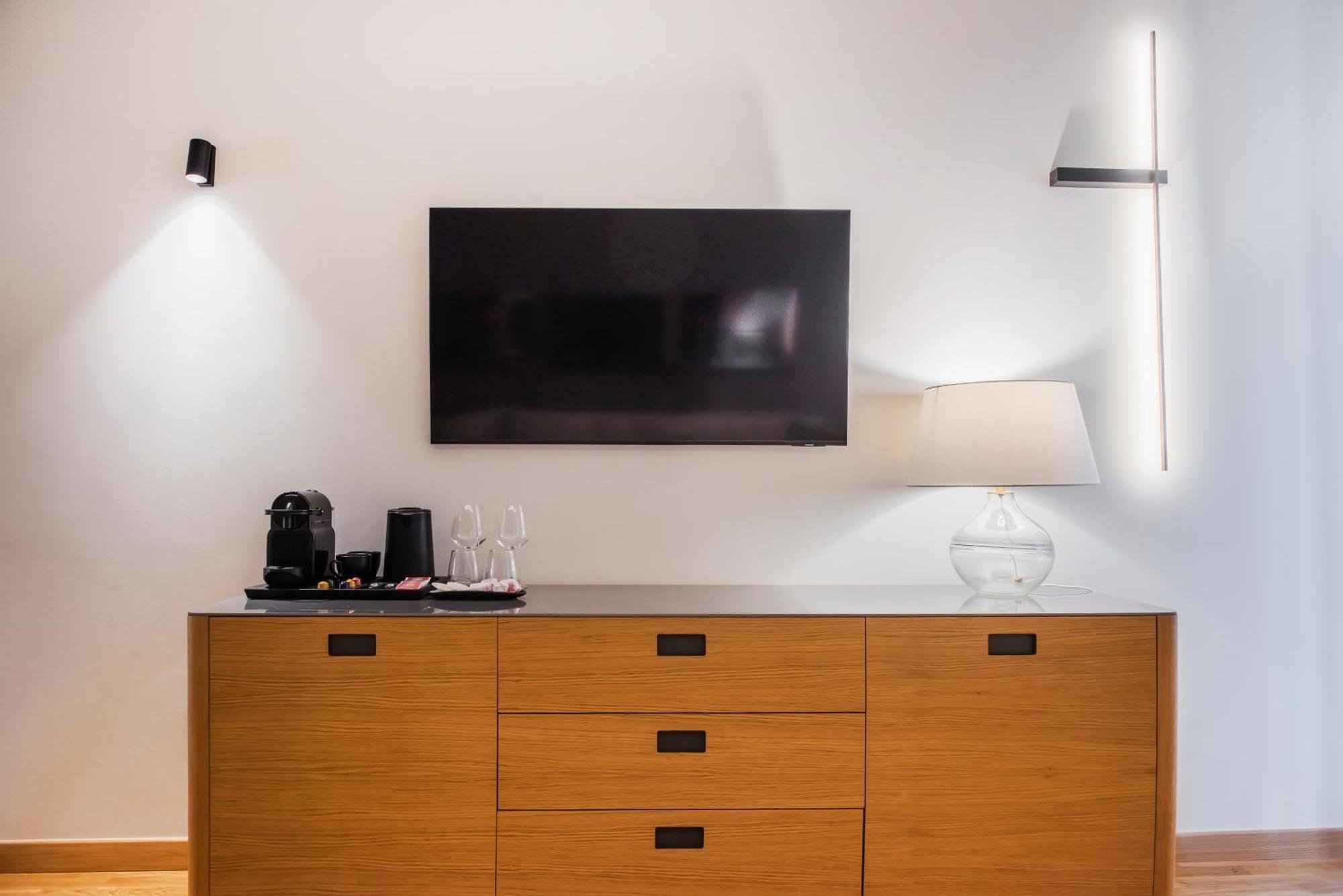Anaya Suites Ermupoli Exteriér fotografie